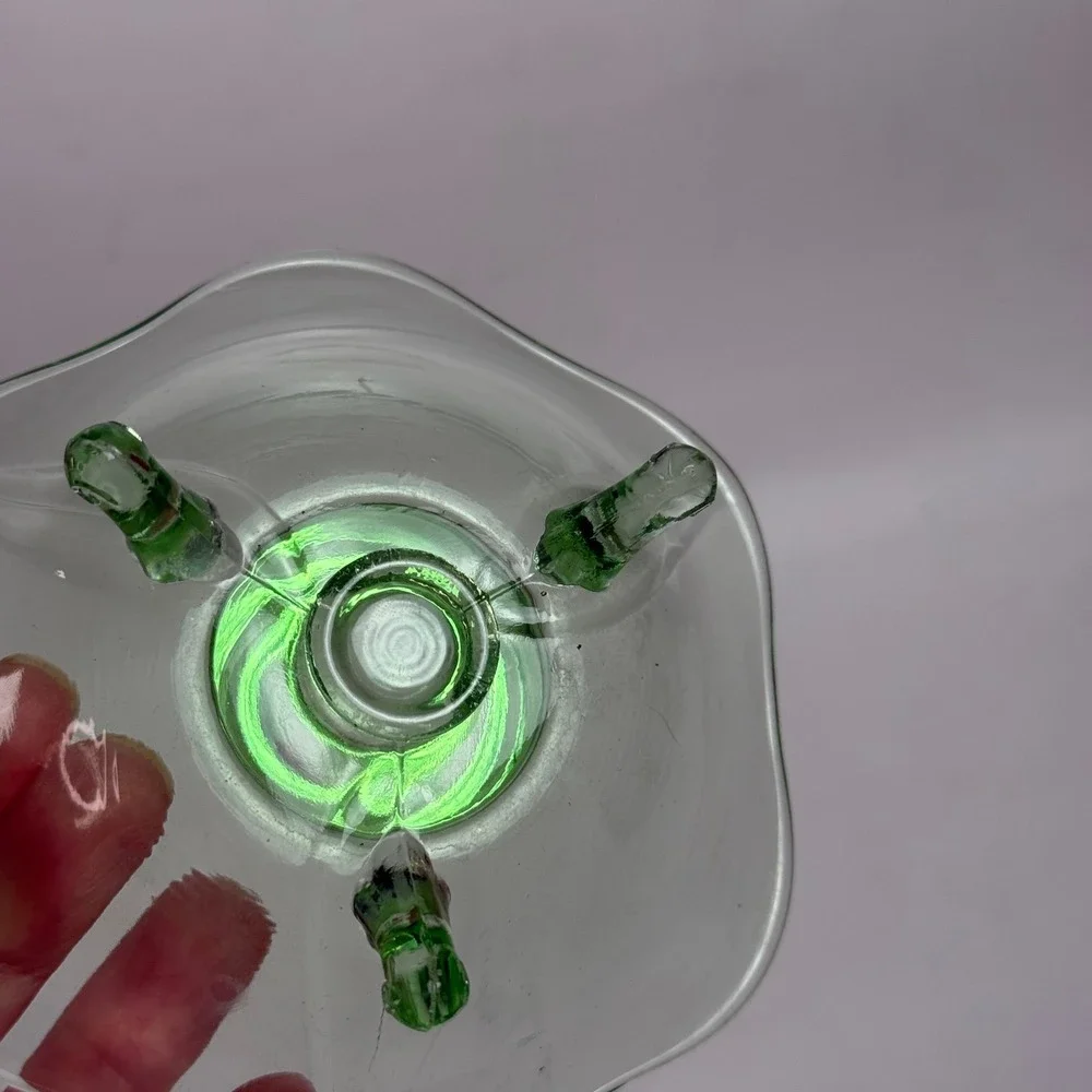 Fenton Uranium Glass Lotus‎ 6 Petal 3 Footed Green Candle Holder UV Reactive